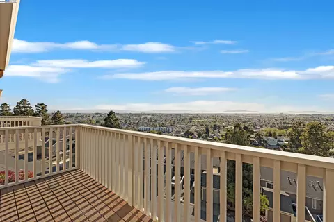 55 Anair Way, Oakland, CA 94605