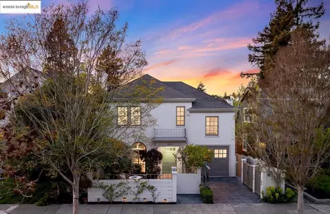1260 Holman Rd, Oakland, CA 94610