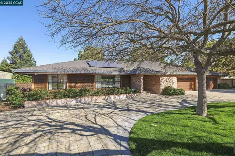 50 Amberwood Ln, Walnut Creek, CA 94598