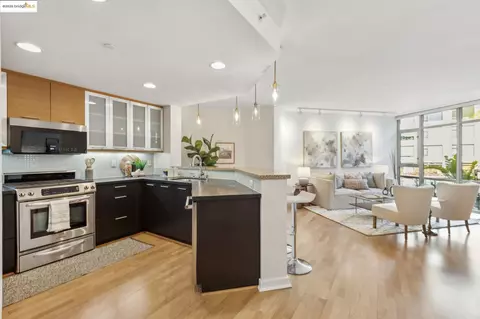 170 King St #504, San Francisco, CA 94107