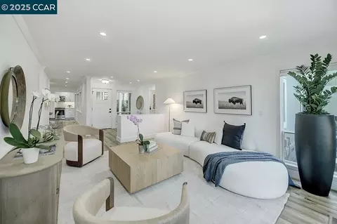 3064 Rossmoor Pkwy #6, Walnut Creek, CA 94595