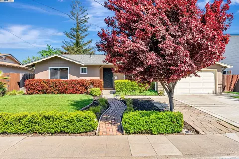 7531 Burnham Way, Dublin, CA 94568 photo 1