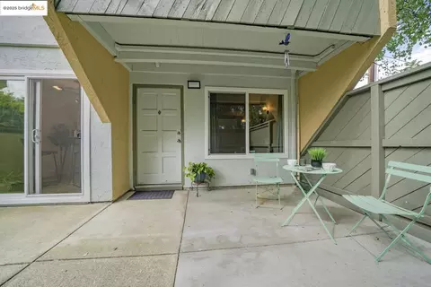 1800 Laguna #24, Concord, CA 94520