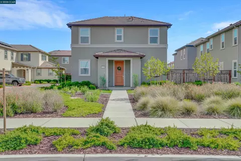 2160 Marina Dr, Lathrop, CA 95330 photo 1