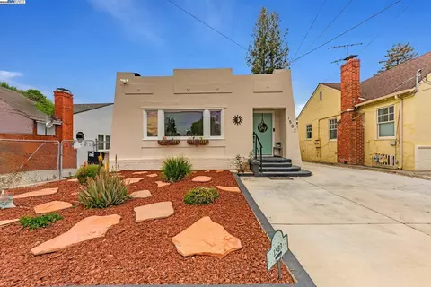 1582 D St, Hayward, CA 94541