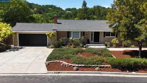 2554 Pebble Beach Loop, Lafayette, CA 94549 photo 1