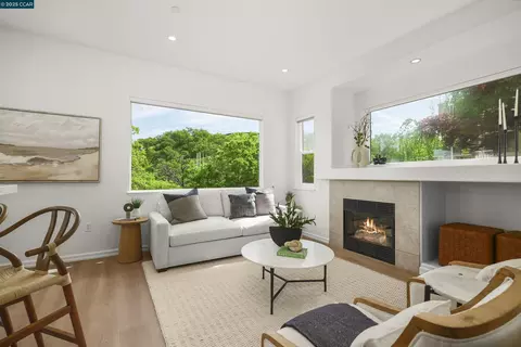 2988 Saklan Indian Dr, Walnut Creek, CA 94595