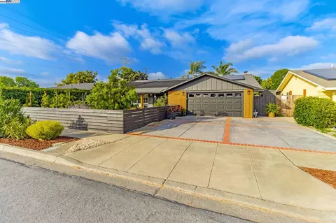 40514 Robin St, Fremont, CA 94538 photo 1