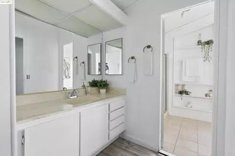 Bath - 3215 Knob St, Nice, CA 95464 photo 1 of 4