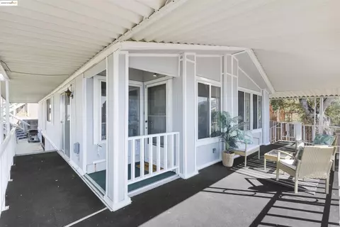 Exterior - 3215 Knob St, Nice, CA 95464 photo 3 of 6