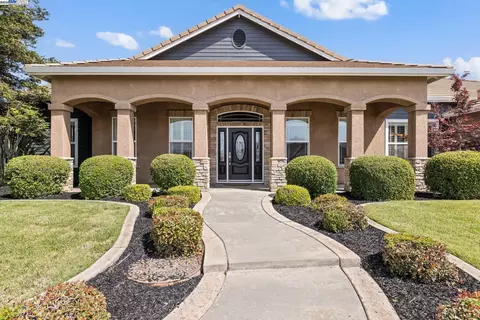 257 E Milgeo Ave, Ripon, CA 95366 photo 1
