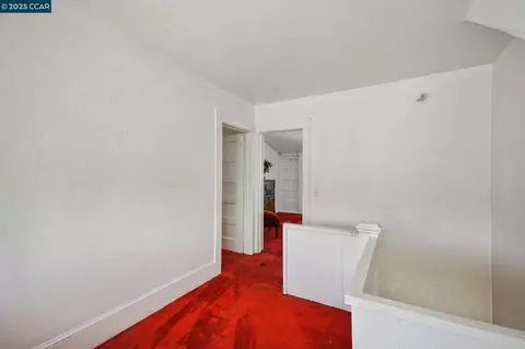 Entry Way - 1322 Virginia St, Berkeley, CA 94702 photo 5 of 6