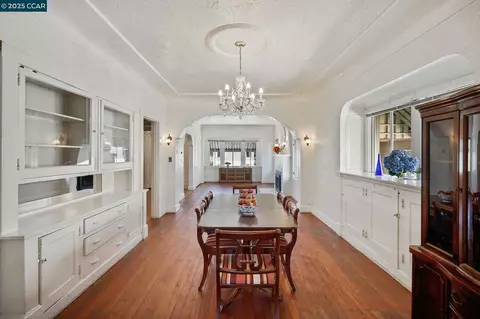 Dining - 1322 Virginia St, Berkeley, CA 94702 photo 4 of 5
