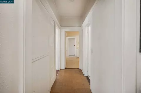 Entry Way - 1322 Virginia St, Berkeley, CA 94702 photo 3 of 6