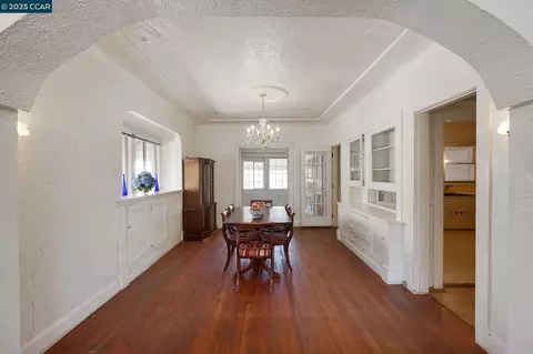 Dining - 1322 Virginia St, Berkeley, CA 94702 photo 1 of 5