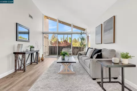 59 Massolo Dr #E, Pleasant Hill, CA 94523