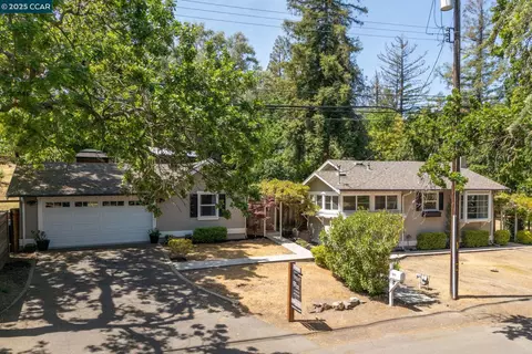 1071 Ridge Park Dr, Concord, CA 94518