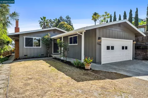 2305 Pomona Ave, Martinez, CA 94553 photo 1