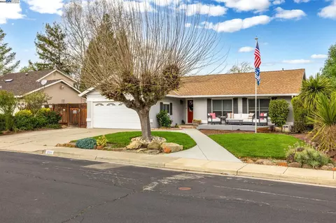 2889 Biddleford Dr, San Ramon, CA 94583