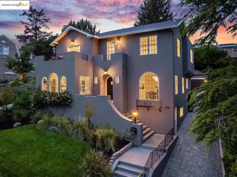 860 Northvale Rd, Oakland, CA 94610