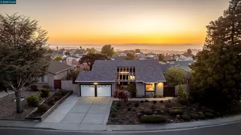 166 Lilac Cir, Hercules, CA 94547 photo 1