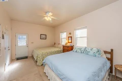Bedroom - 8341 E Side Rd, Trinity Center, CA 96091 photo 4 of 4