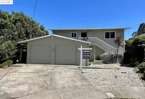 29 Leafwood Cir, San Rafael, CA 94901