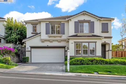 436 Wood Glen Dr, Richmond, CA 94806