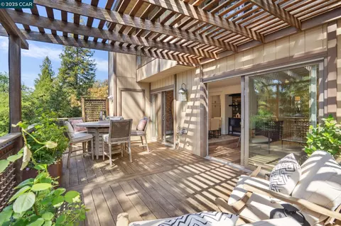 314 Alamo Sq, Alamo, CA 94507