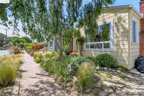 6115 Santa Cruz Ave, Richmond, CA 94804