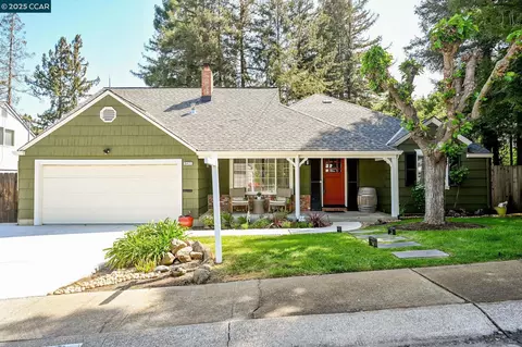 5411 Degnan Dr, Martinez, CA 94553