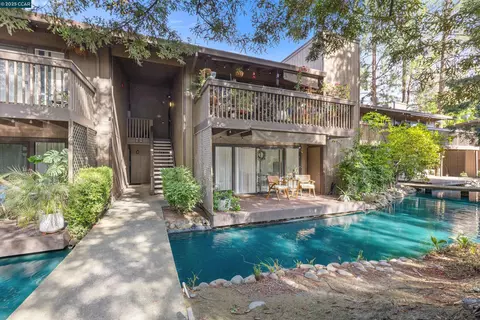 2466 Larkspur Ln #353, Sacramento, CA 95825