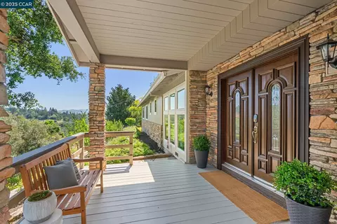 70 Lost Valley Dr, Orinda, CA 94563