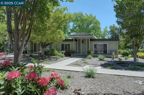 1296 Skycrest Dr #8, Walnut Creek, CA 94595