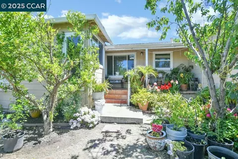 71 Ambrose Ave, Bay Point, CA 94565