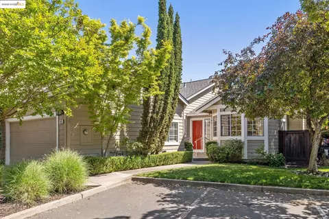 313 Meghan Ln, Walnut Creek, CA 94597
