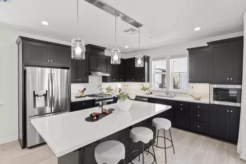 107 Ashton Way, Pleasant Hill, CA 94523
