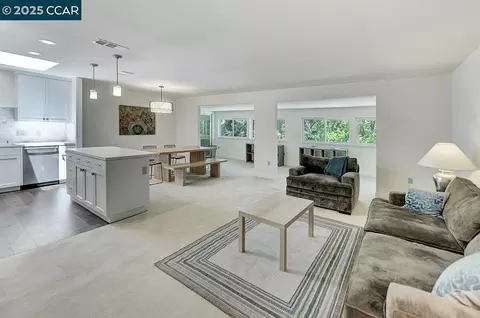 1201 Leisure Ln #1, Walnut Creek, CA 94595