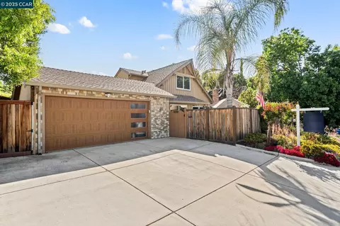 4218 Cobblestone Dr, Concord, CA 94521 photo 1