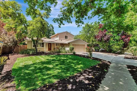 1841 Gilardy Dr, Concord, CA 94518 photo 1