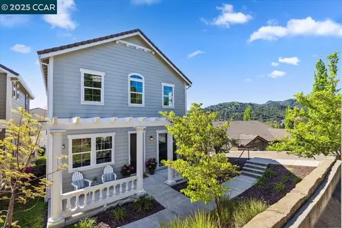38 Citron Knl, Orinda, CA 94563