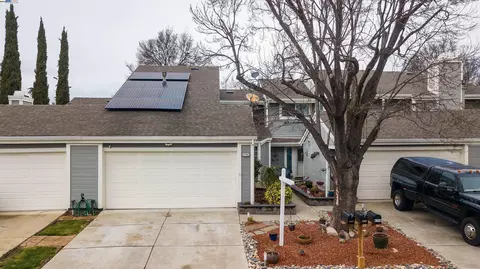 4746 Apple Tree Cmn, Livermore, CA 94551 photo 1