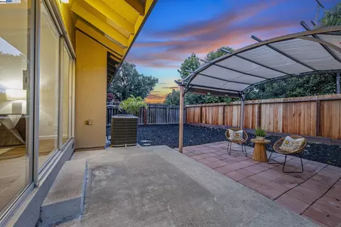 42 Massolo Dr #C, Pleasant Hill, CA 94523