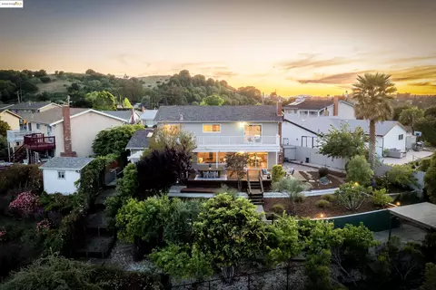 2086 Costa Ct, Pinole, CA 94564