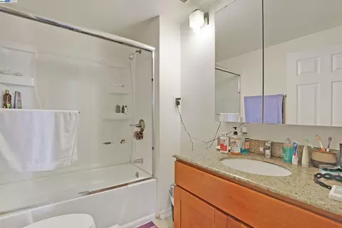 Bath - 3311 E 17th St, Oakland, CA 94601 photo 1 of 1