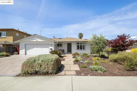 653 Navajo Ct, San Jose, CA 95123