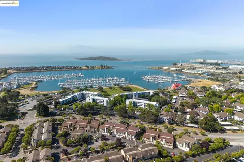 1207 Melville Sq #114, Richmond, CA 94804