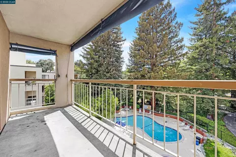 320 N Civic Dr #402, Walnut Creek, CA 94596