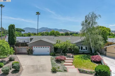 4374 Fairwood Ct, Concord, CA 94521