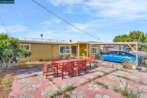 612 Thomas Dr, Richmond, CA 94806